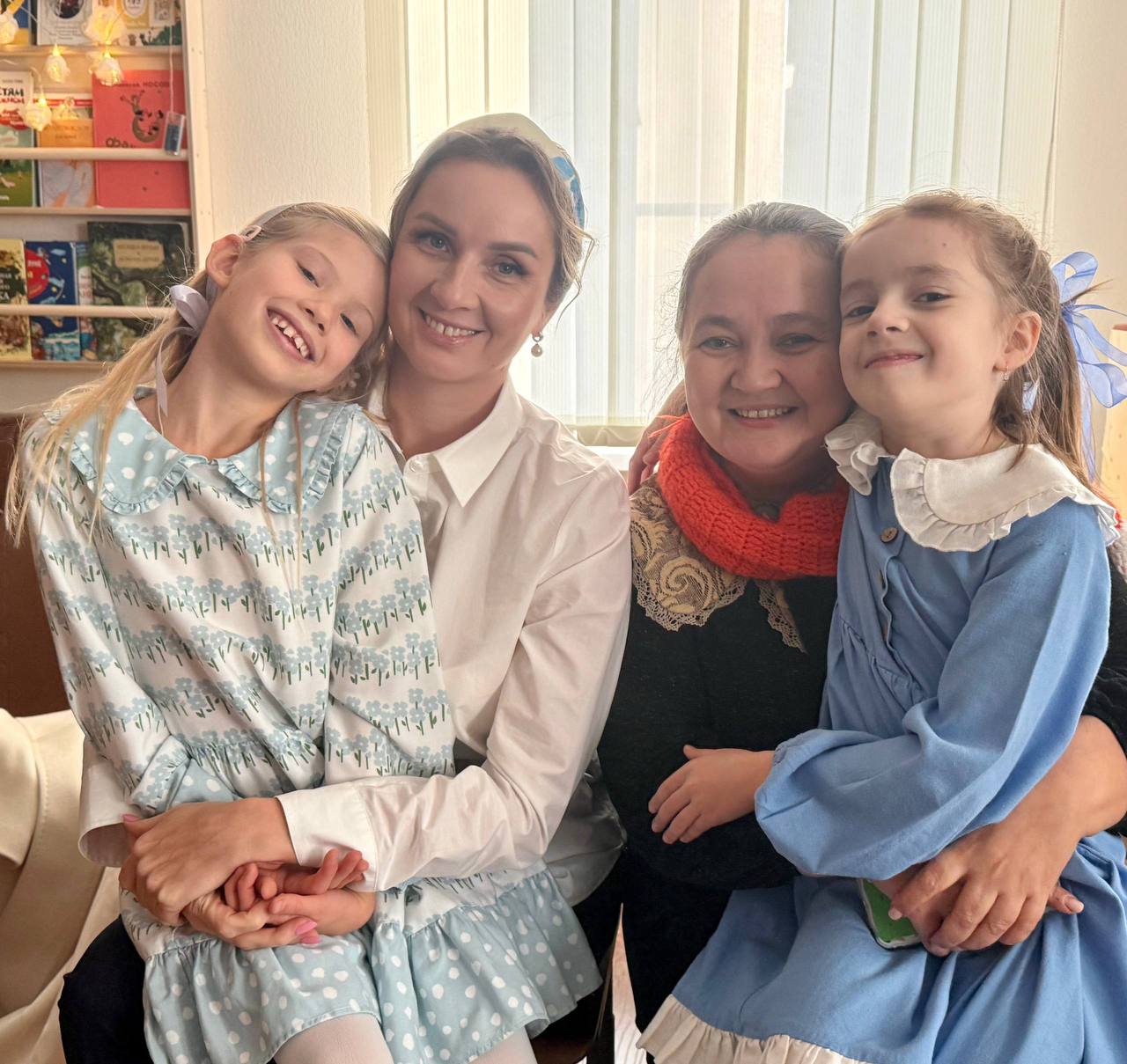 Поздравления ко Дню мамы