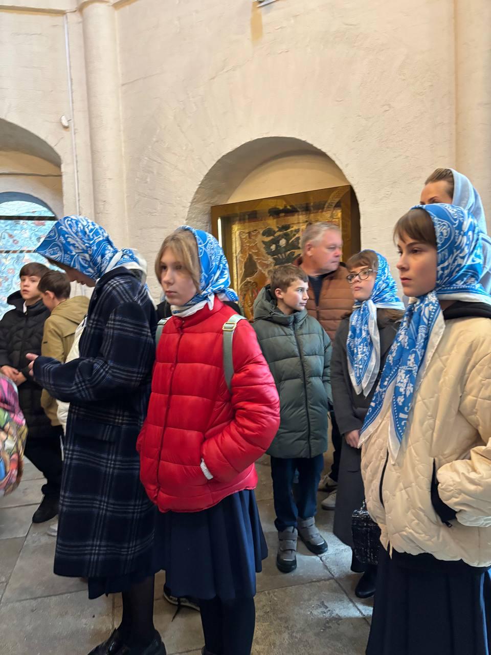 Экскурсия в храм Покрова Пресвятой Богородицы, что на Рву