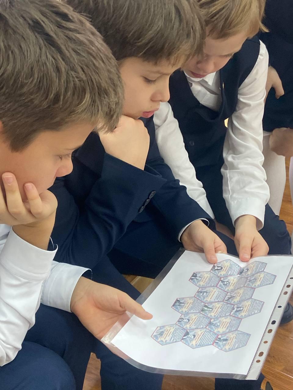 День математика и День рождения великого учёного Н.И. Лобачевского