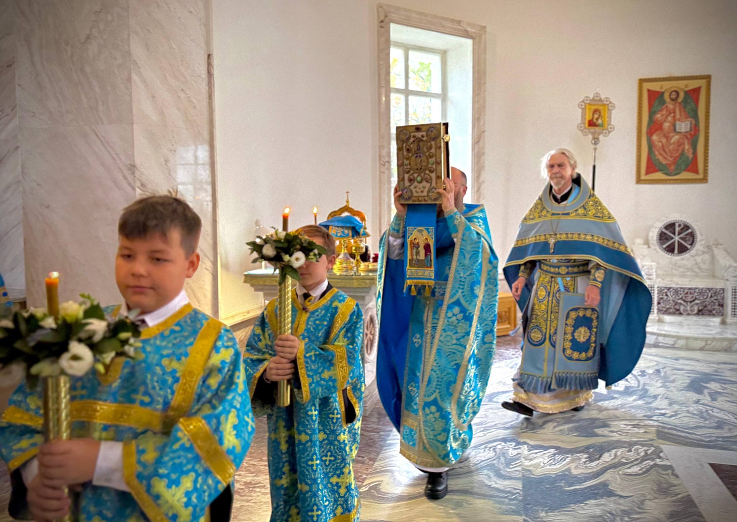 С днём Покрова Пресвятой Богородицы!